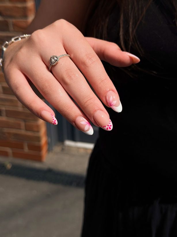 V+ Nails & Beauty feedback